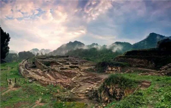 世界遺產(chǎn)老司城、不二門、猛洞河漂流2日游